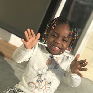 Meet your Posher, Decontee